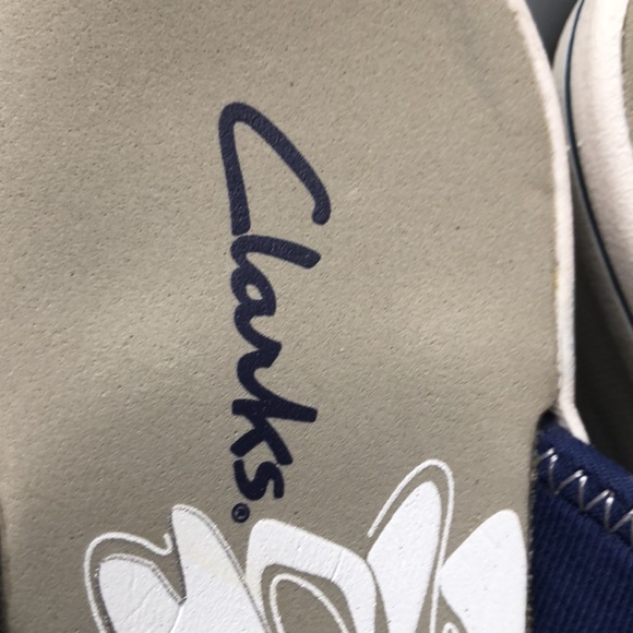 New women’s Clark’s sandals 7 - Picture 2 of 7